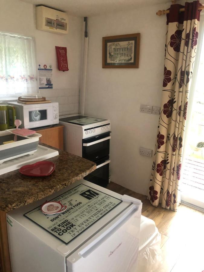 Lake View Romantic Retreat 阿伯里斯特威斯 外观 照片